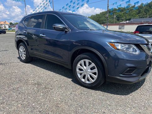 Used 2015 Nissan Rogue S AWD/4WD image 11