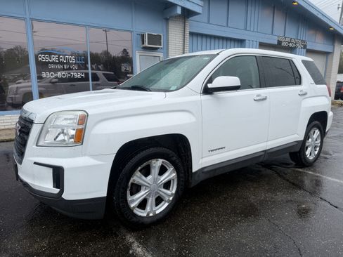 Used 2017 GMC Terrain SLE AWD/4WD image 1
