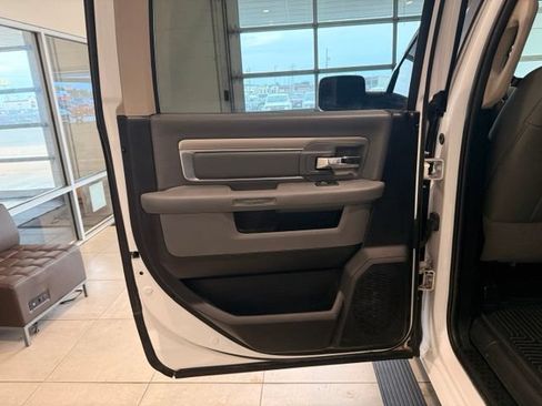 Used 2016 RAM 1500 Big Horn AWD/4WD image 18