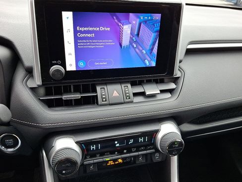 Used 2023 Toyota RAV4 XLE Premium image 16