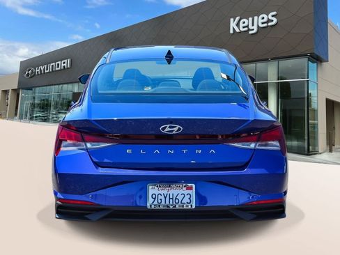Used 2023 Hyundai Elantra SEL FWD image 6