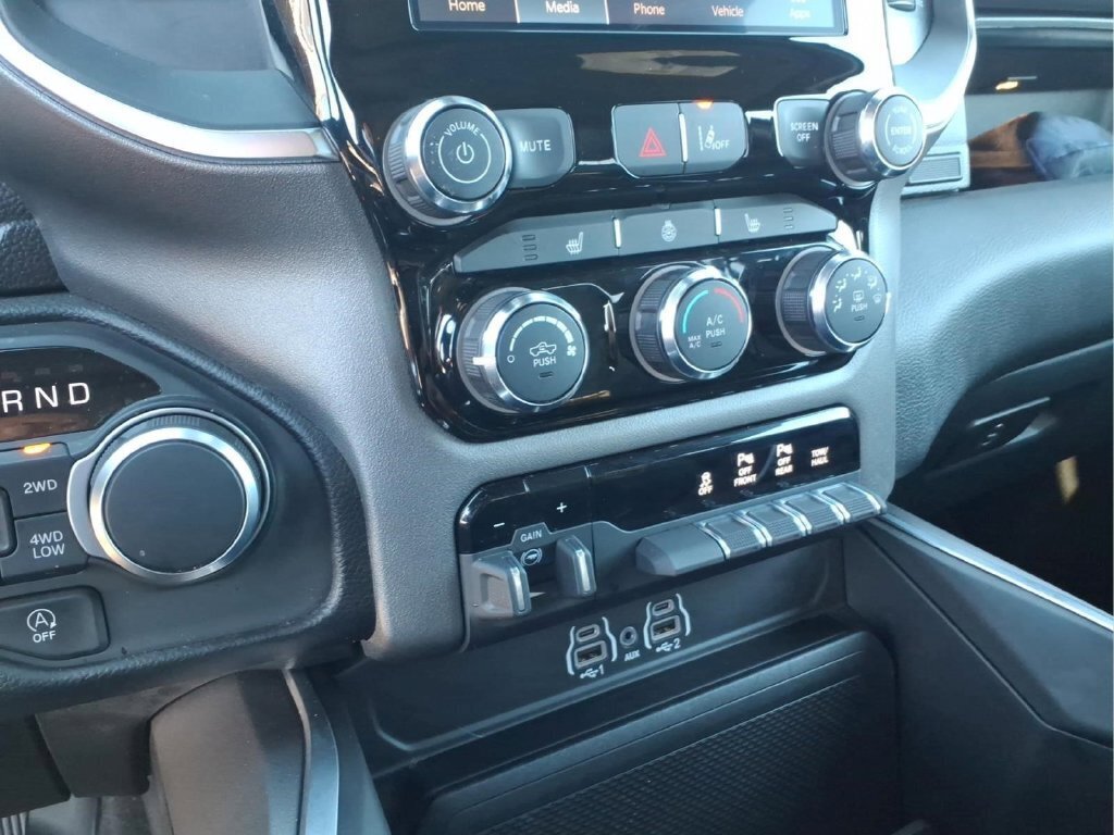 Used 2025 RAM 1500 Big Horn AWD/4WD image 28