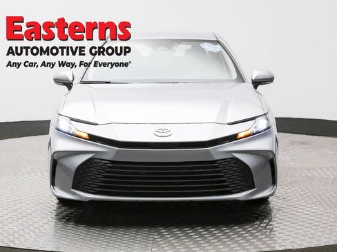 Used 2025 Toyota Camry LE FWD image 2