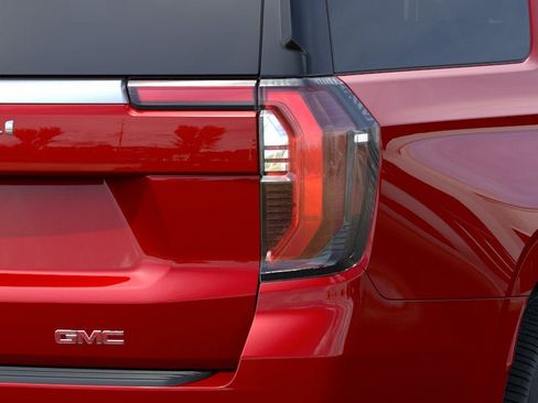 New 2026 GMC Yukon XL Denali w/ Sun & Power Step Package AWD/4WD image 11