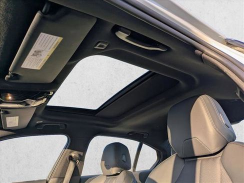 Used 2024 BMW 530i w/ Convenience Package image 16