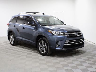 Used 2019 Toyota Highlander Limited Platinum