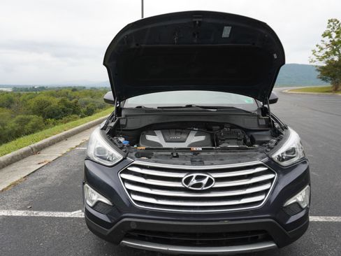 Used 2015 Hyundai Santa Fe GLS image 36