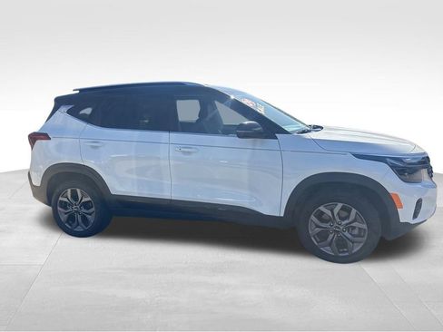 Certified 2024 Kia Seltos S image 13