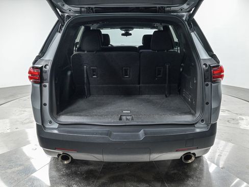 Used 2023 Chevrolet Traverse LT AWD/4WD image 6