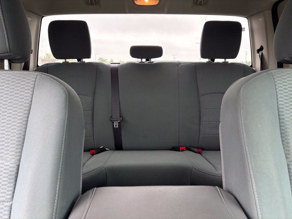 Used 2015 RAM 1500 Express AWD/4WD image 24