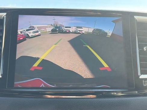 Used 2022 Chrysler Pacifica Touring-L FWD image 44