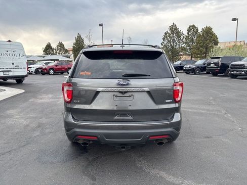 Used 2019 Ford Explorer XLT w/ Equipment Group 202A image 4