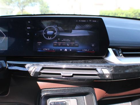 Used 2025 BMW X1 xDrive28i AWD/4WD image 18