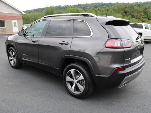 Used 2021 Jeep Cherokee Limited AWD/4WD image 4