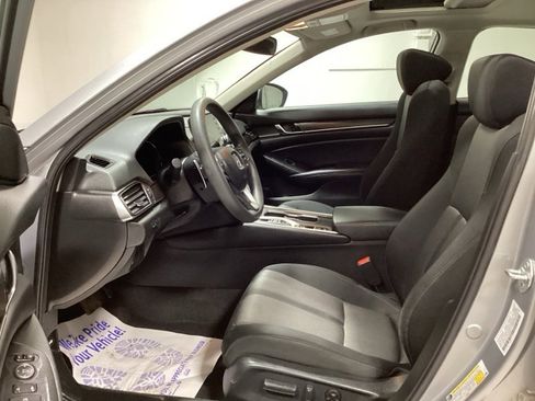 Used 2021 Honda Accord EX image 19