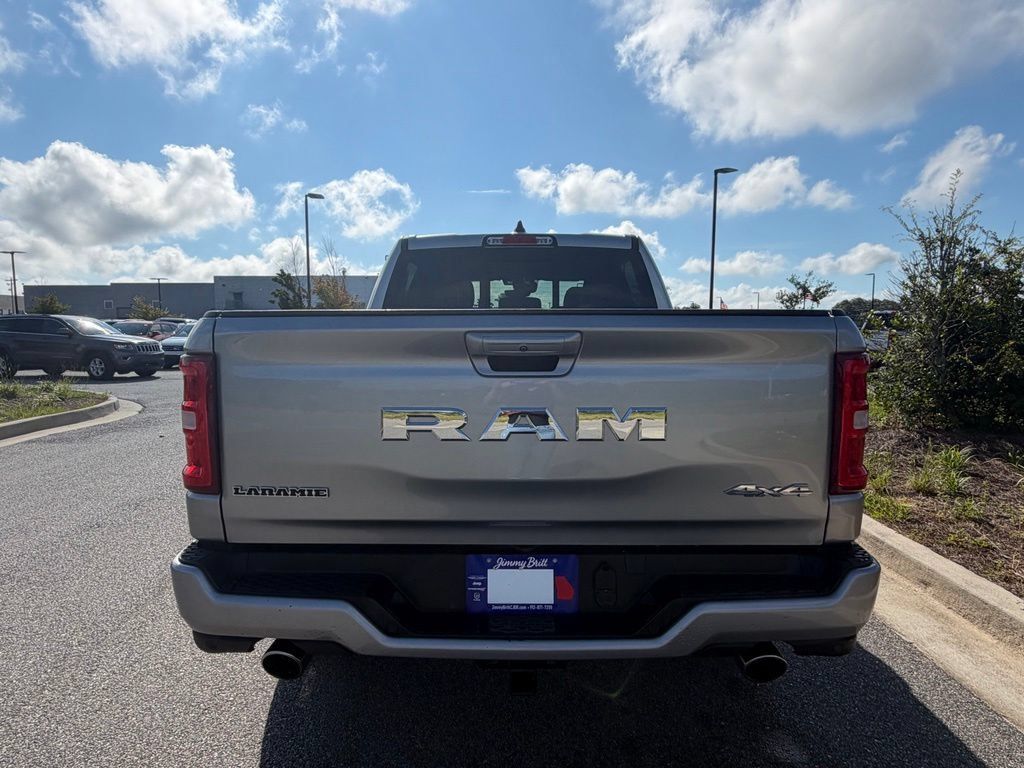 Used 2025 RAM 1500 Laramie w/ Sport Appearance Package AWD/4WD image 21
