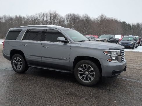 Used 2018 Chevrolet Tahoe LS image 9