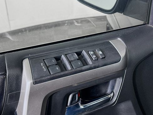 Used 2017 Toyota 4Runner SR5 image 15