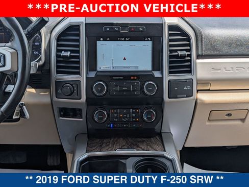 Used 2019 Ford F250 Lariat w/ Lariat Value Package AWD/4WD image 19