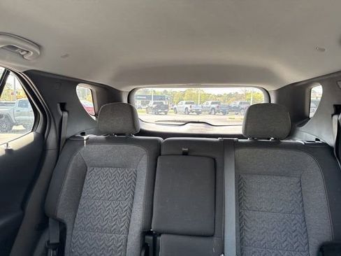 Used 2024 Chevrolet Equinox LT w/ LPO, Floor Liner Package FWD image 11