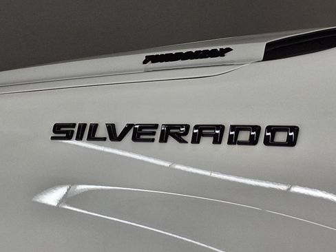 Used 2025 Chevrolet Silverado 1500 RST w/ Dark Appearance Package AWD/4WD image 36