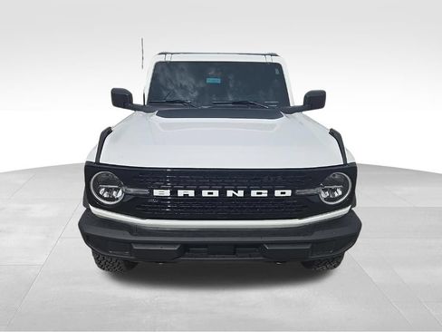 Used 2025 Ford Bronco Big Bend w/ Black Appearance Package AWD/4WD image 9