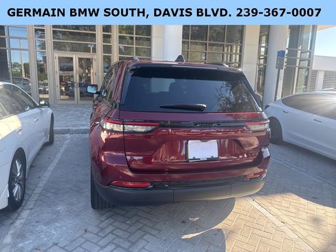 Used 2023 Jeep Grand Cherokee Altitude image 30