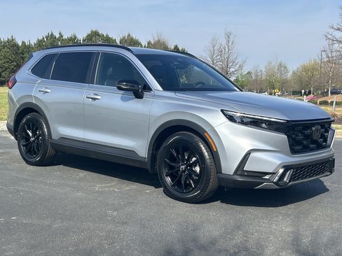 Certified 2025 Honda CR-V Sport-L image 2