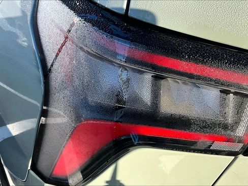 Used 2025 Chevrolet Equinox LT w/ Safety and Technology Package image 21