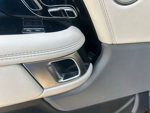 Used 2018 Land Rover Range Rover HSE image 47