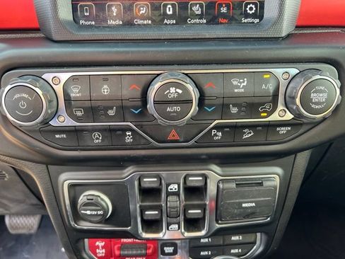 Used 2020 Jeep Wrangler Unlimited Rubicon AWD/4WD image 25