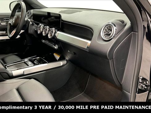 Used 2025 Mercedes-Benz GLB 250 image 17