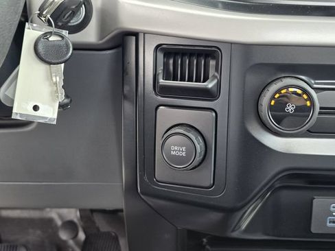 Used 2023 Ford F150 XL RWD image 27