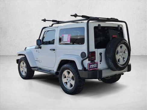 Used 2011 Jeep Wrangler Sahara w/ Connectivity Group AWD/4WD image 7