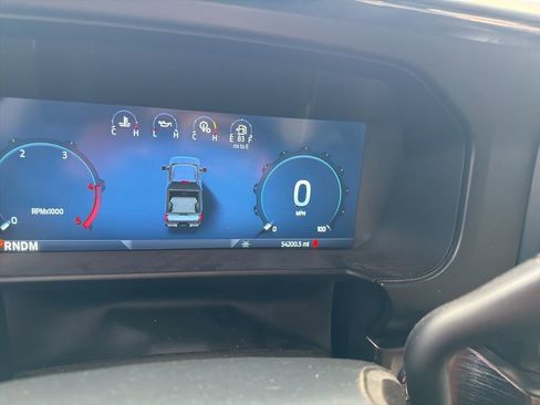 Used 2023 Ford F350 Lariat w/ Lariat Ultimate Package AWD/4WD image 6