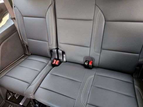 New 2026 GMC Yukon Elevation w/ Elevation Premium Package AWD/4WD image 19