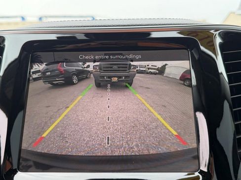 Used 2019 Jeep Cherokee Limited w/ Technology Group image 44