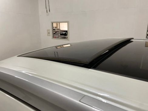 Used 2023 INFINITI QX60 Luxe FWD image 29