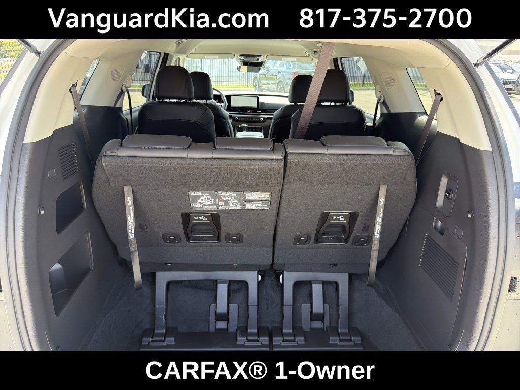 Certified 2026 Kia Carnival FWD image 24