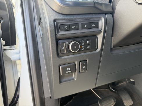 Used 2021 Ford F150 Platinum w/ Equipment Group 701A High AWD/4WD image 23