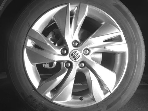 Used 2025 Buick Encore GX Preferred AWD/4WD image 12