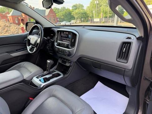 Used 2015 Chevrolet Colorado LT w/ Luxury Package AWD/4WD image 17