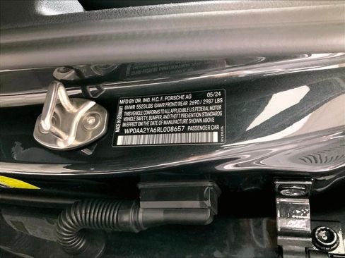 Certified 2024 Porsche Panamera 4 AWD/4WD image 27