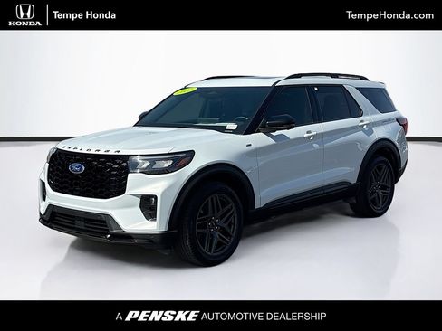 Used 2026 Ford Explorer ST-Line w/ ST-Line Street Pack AWD/4WD image 1