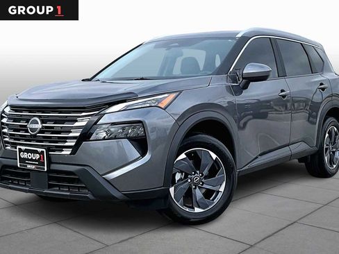 Used 2025 Nissan Rogue SV w/ SV Premium Package image 1