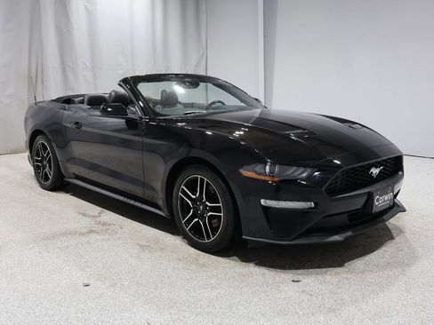 Used 2023 Ford Mustang Premium image 8