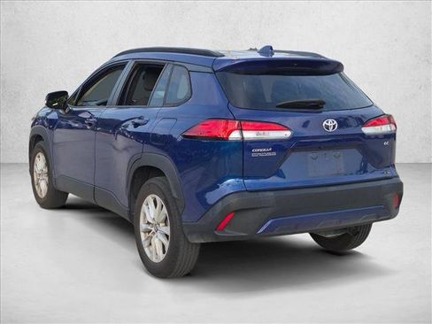 Certified 2022 Toyota Corolla Cross LE FWD image 7