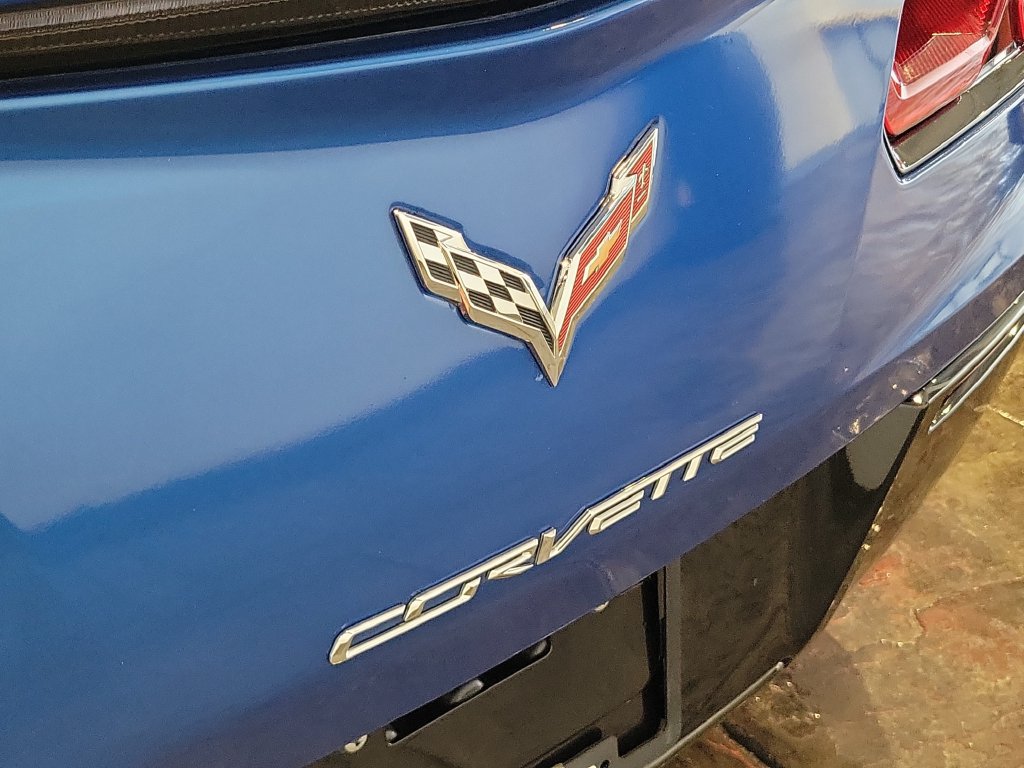 Used 2015 Chevrolet Corvette Stingray Coupe w/ 3LT Preferred Equipment Group RWD image 32