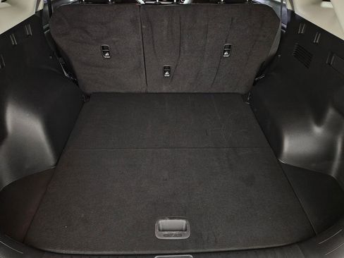 Used 2025 Kia Sportage EX image 29