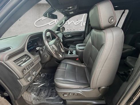 Used 2022 Chevrolet Suburban RST w/ Luxury Package RWD image 19